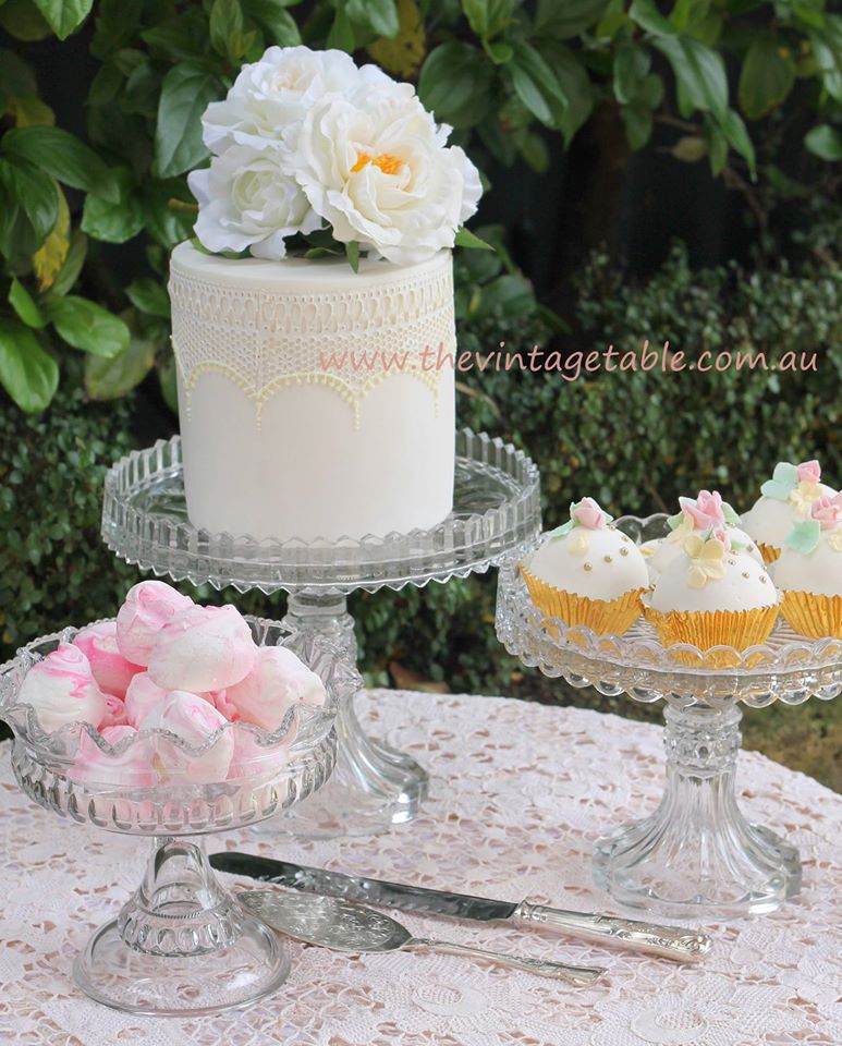 Vintage Cake Stand Hire Perth | The Vintage Table